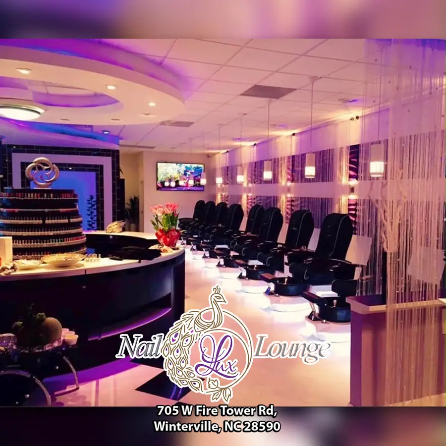 Lux Nail Lounge photo (photo 3 of 3)