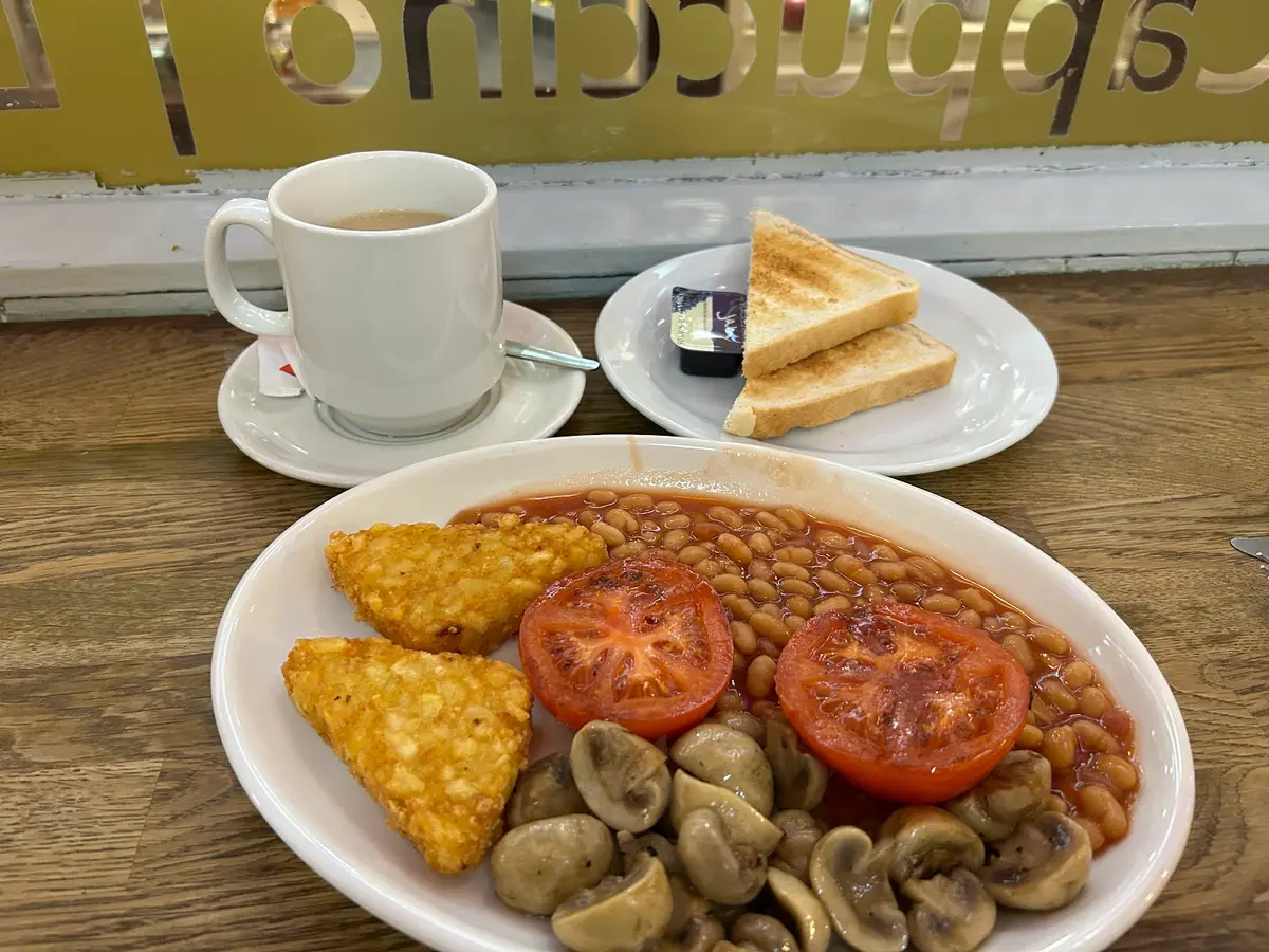 Brown's Cafe photo (photo 2 of 3)