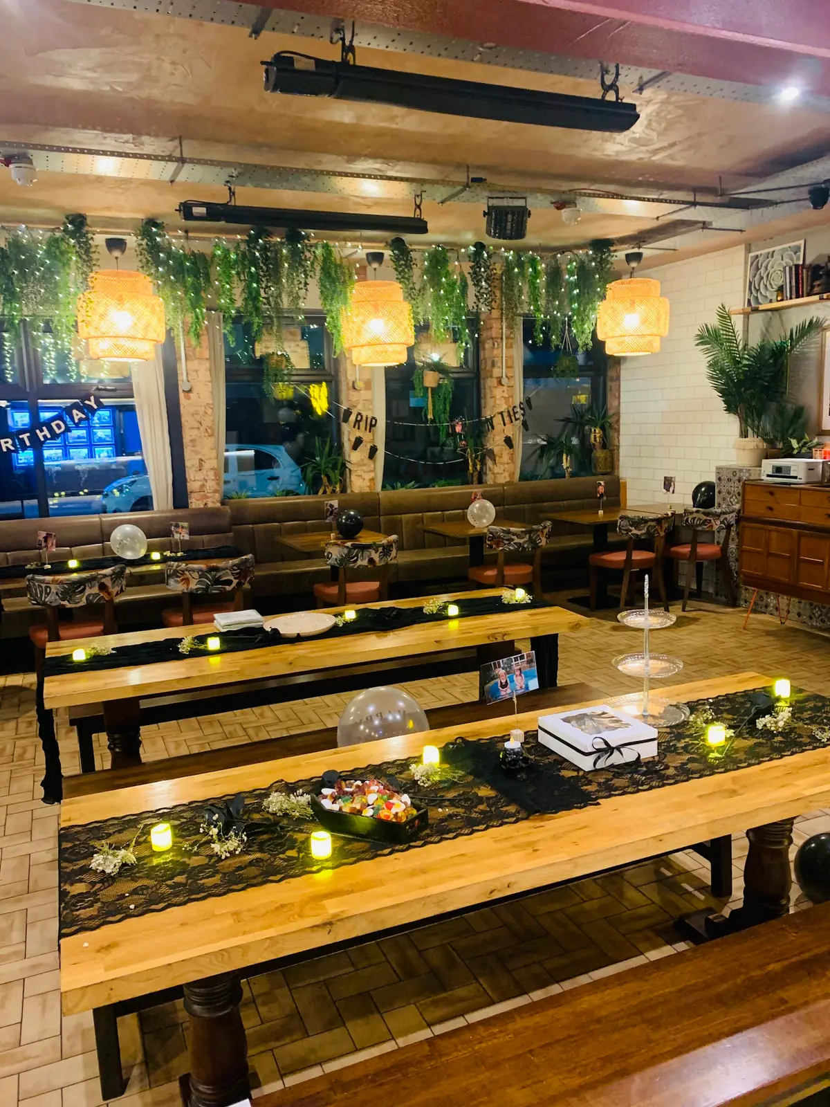 Carmen Bar & Eatery