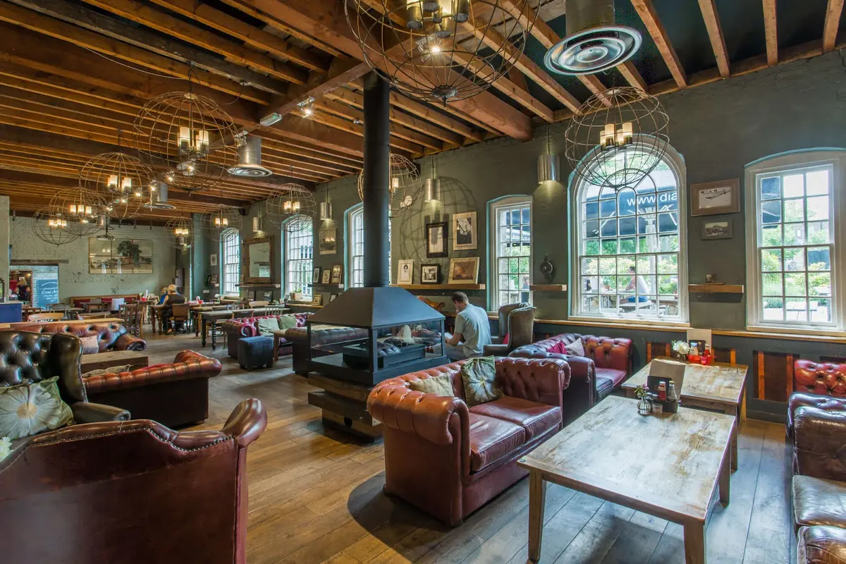 Dial Arch — Bars in London