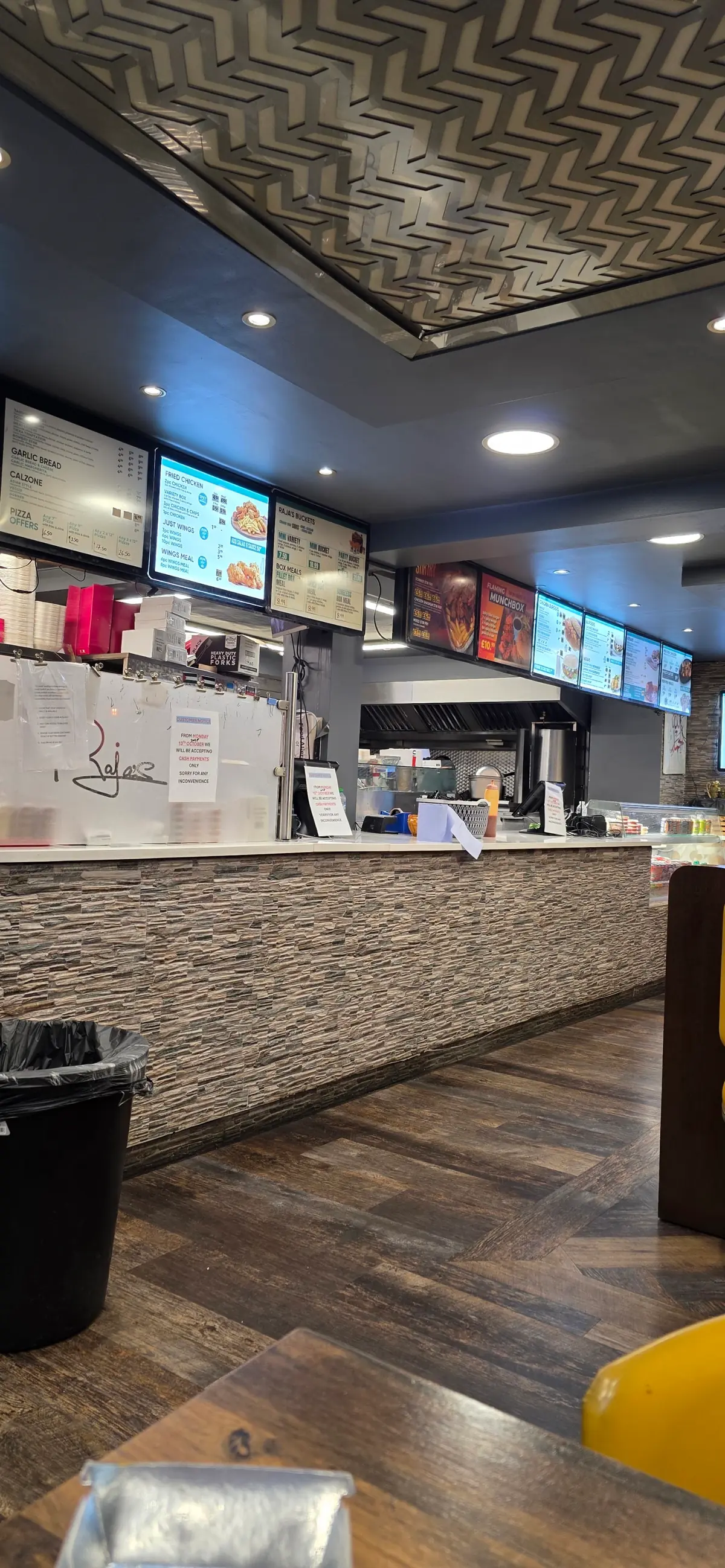 Raja's Pizza Bar — Chicken restaurants in Oldham