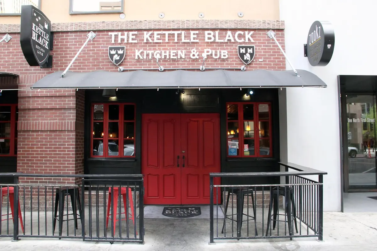 The Kettle Black Kitchen & Pub