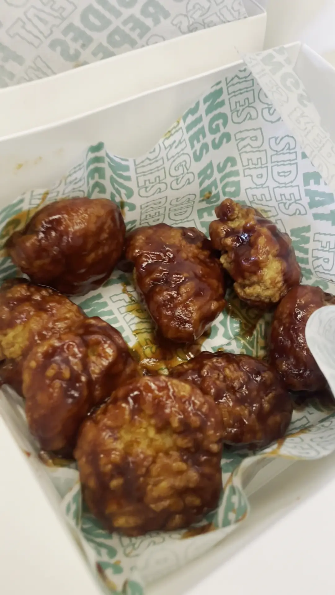 Wingstop Islington photo (photo 1 of 3)