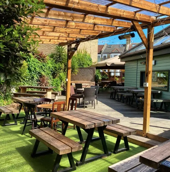 The Fulham Mitre — Bars in London