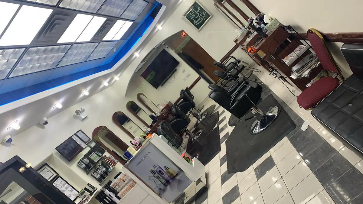 Ali Hair Stylist — Hair Salons in Chicago