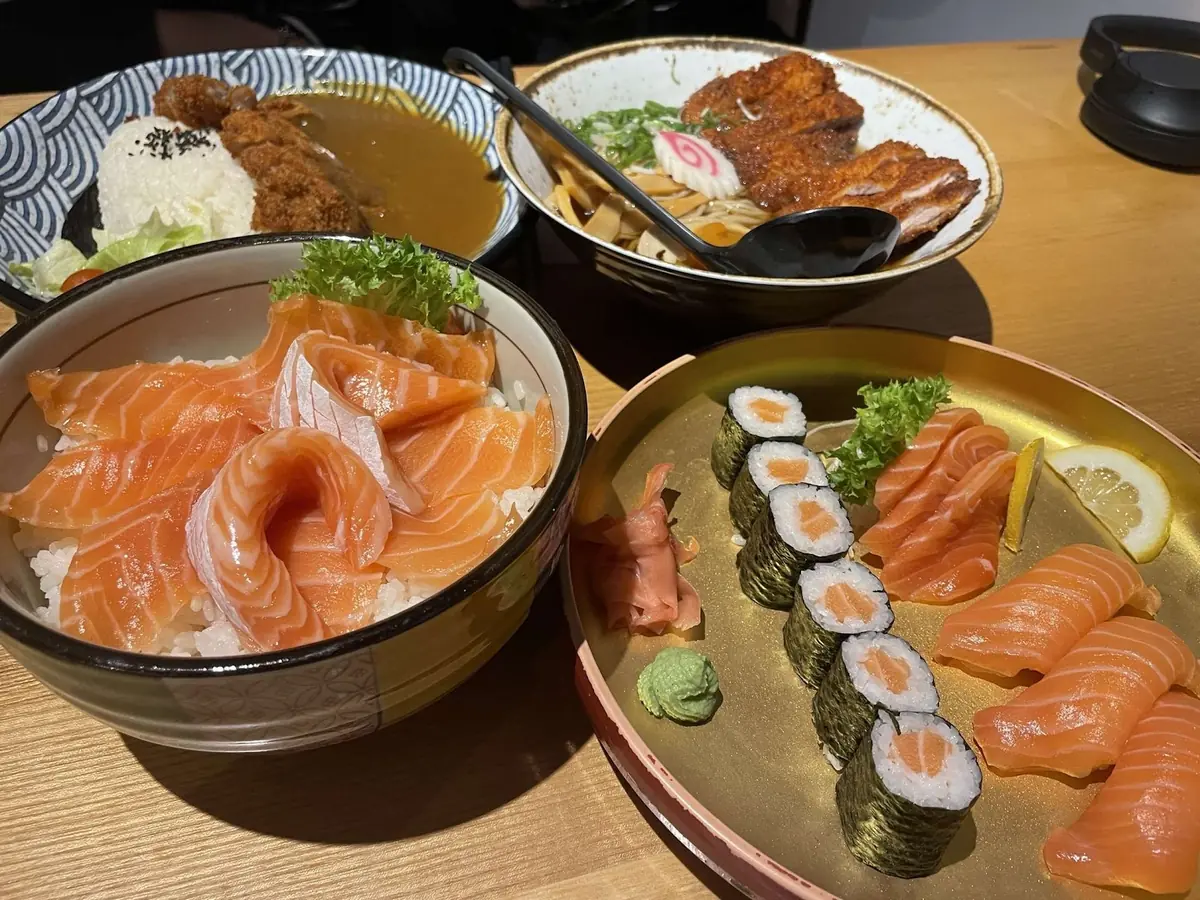 Let's Sushi West One photo (photo 3 of 3)