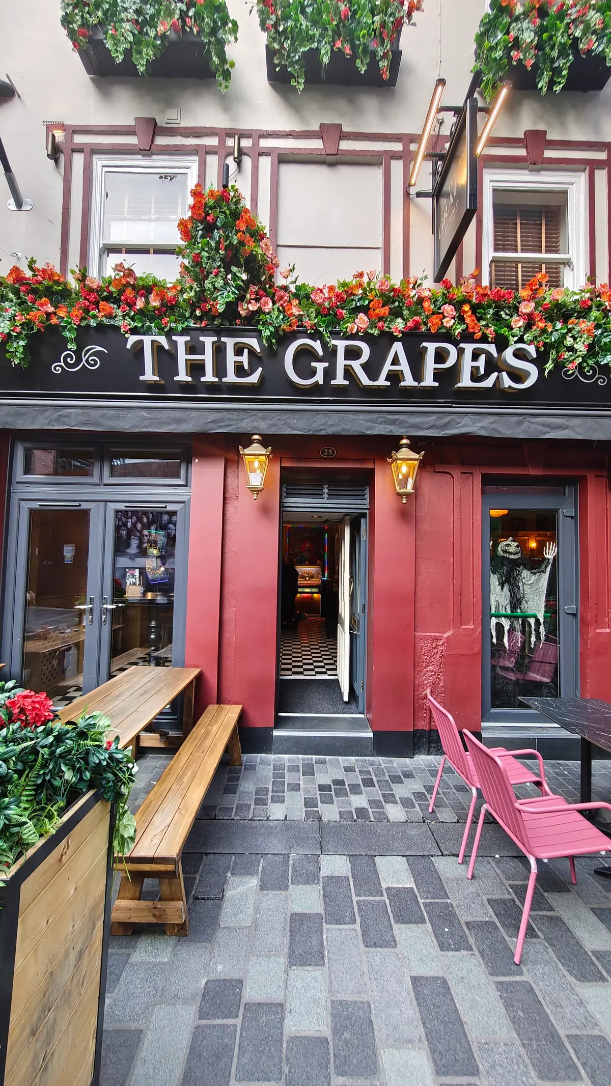 The Grapes photo (photo 2 of 3)