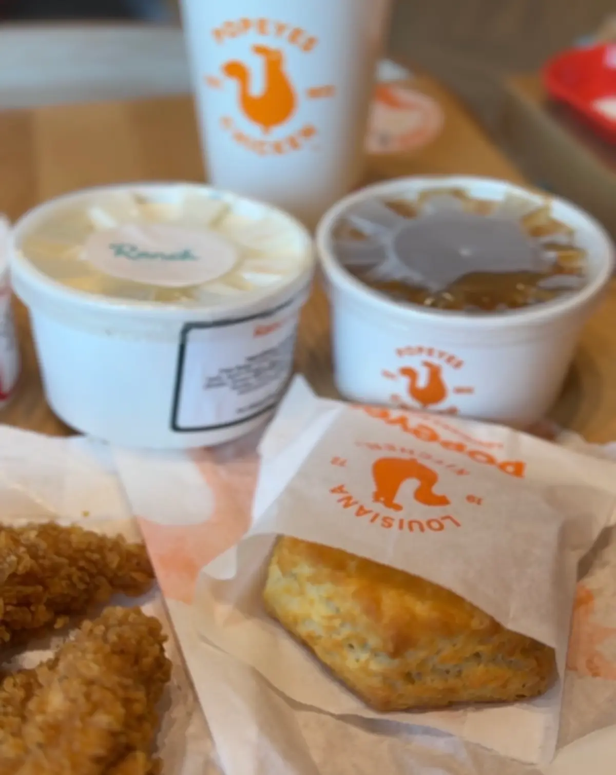Popeyes Louisiana Chicken photo (photo 2 of 3)
