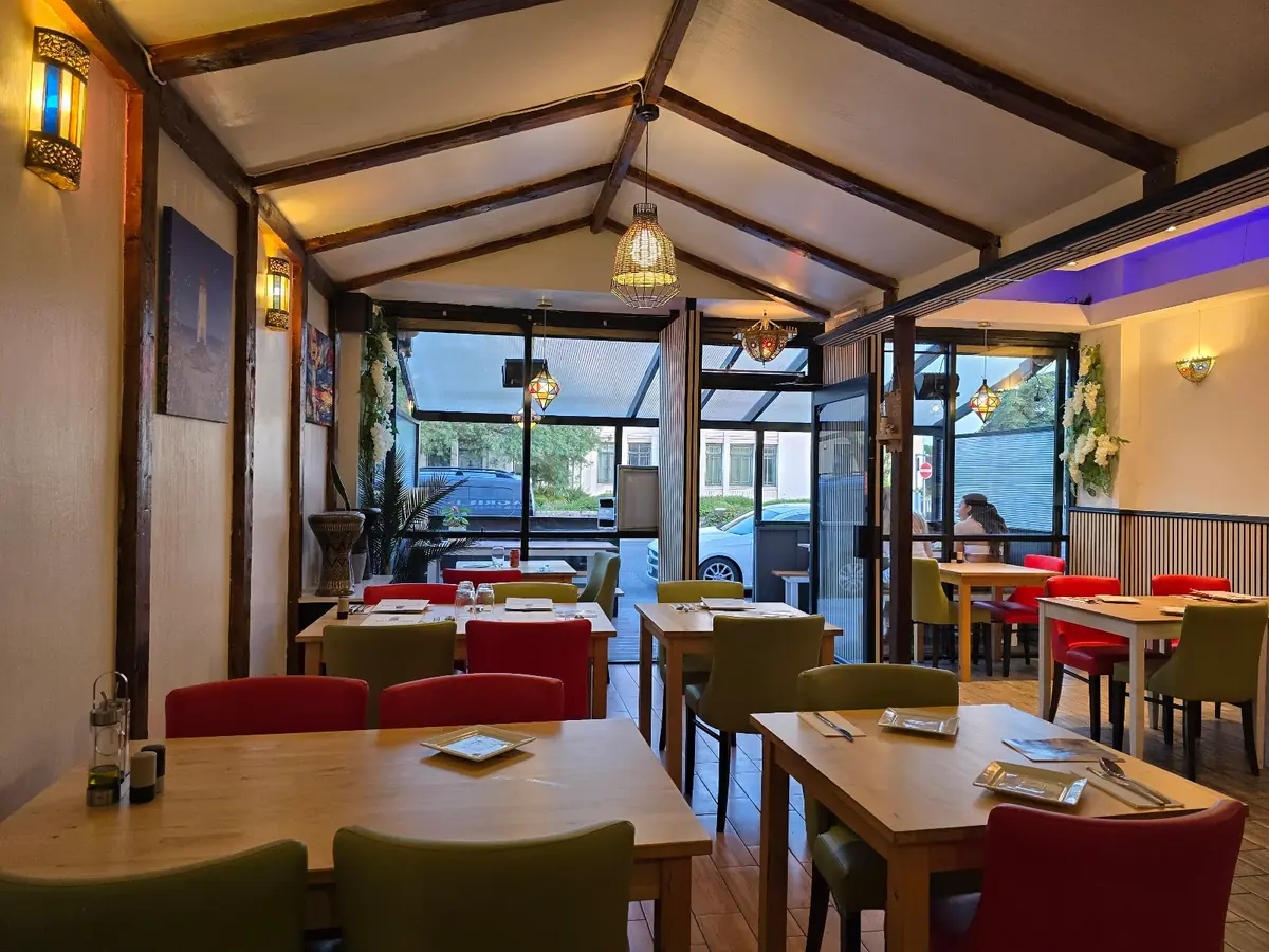 Manara Grill photo (photo 1 of 3)