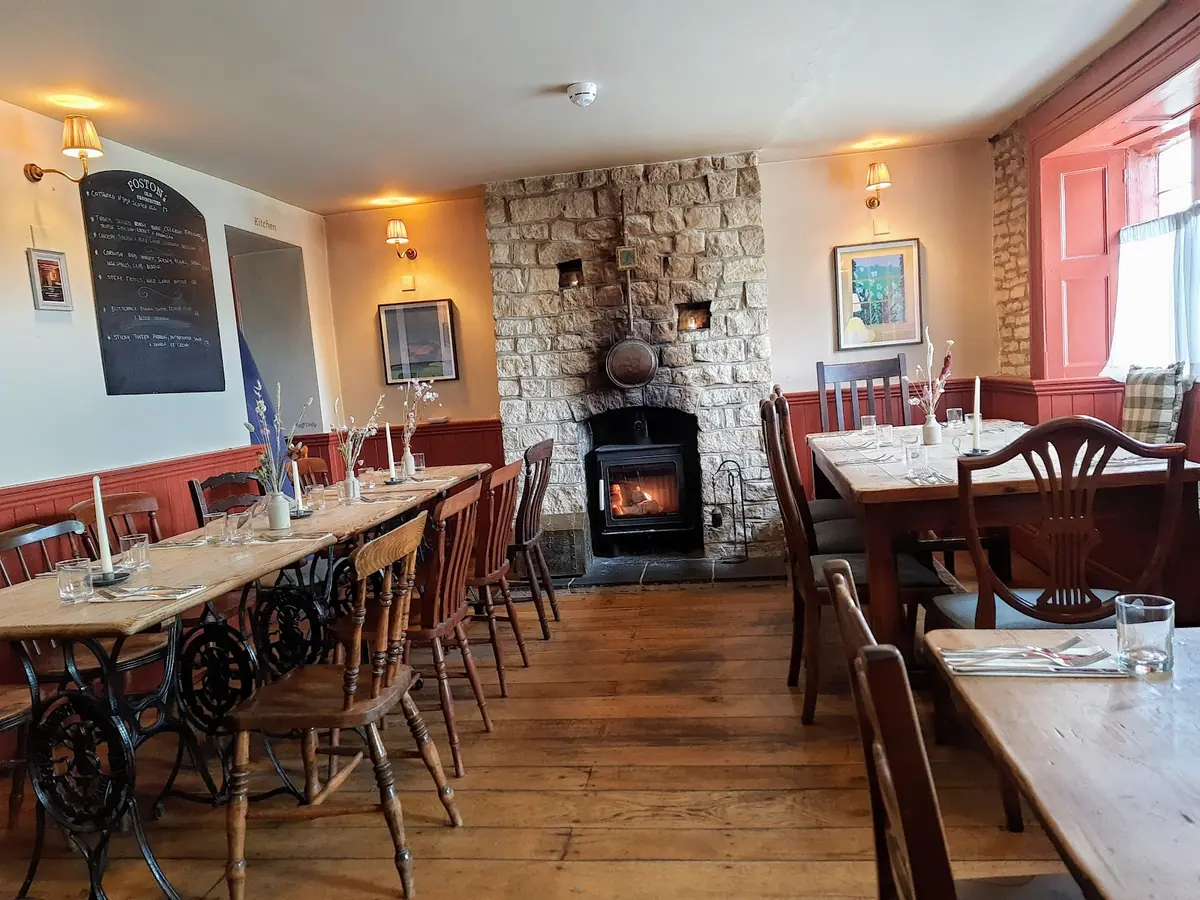 Fostons Ash Inn photo (photo 3 of 3)