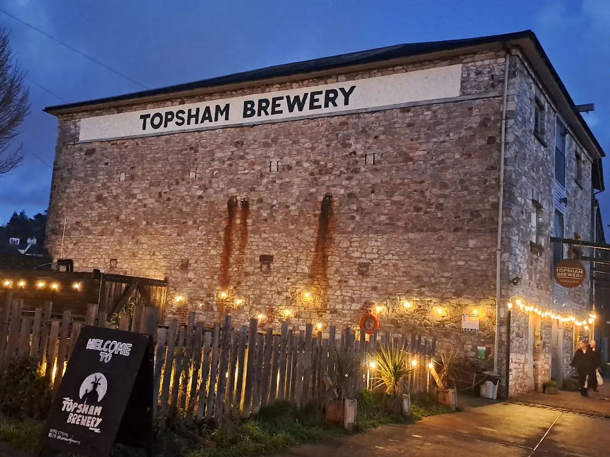 Topsham Brewery & Taproom — Bars in Exeter