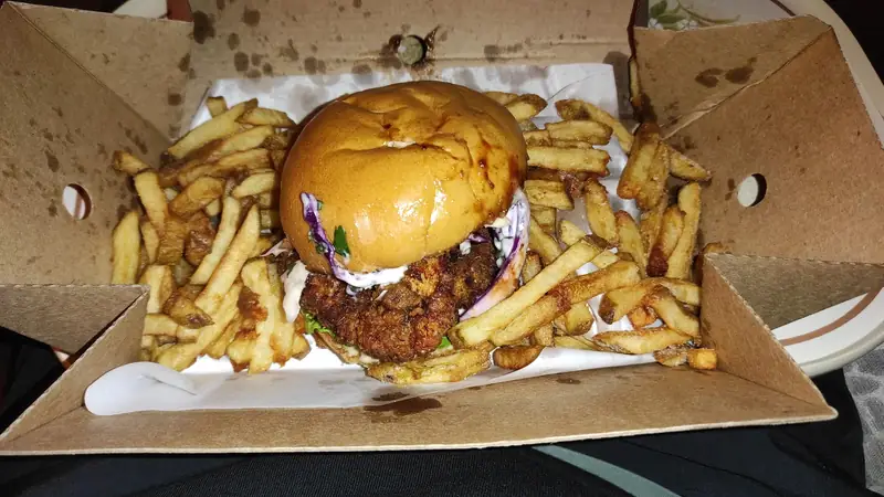 Frank's Burgers photo (photo 2 of 3)