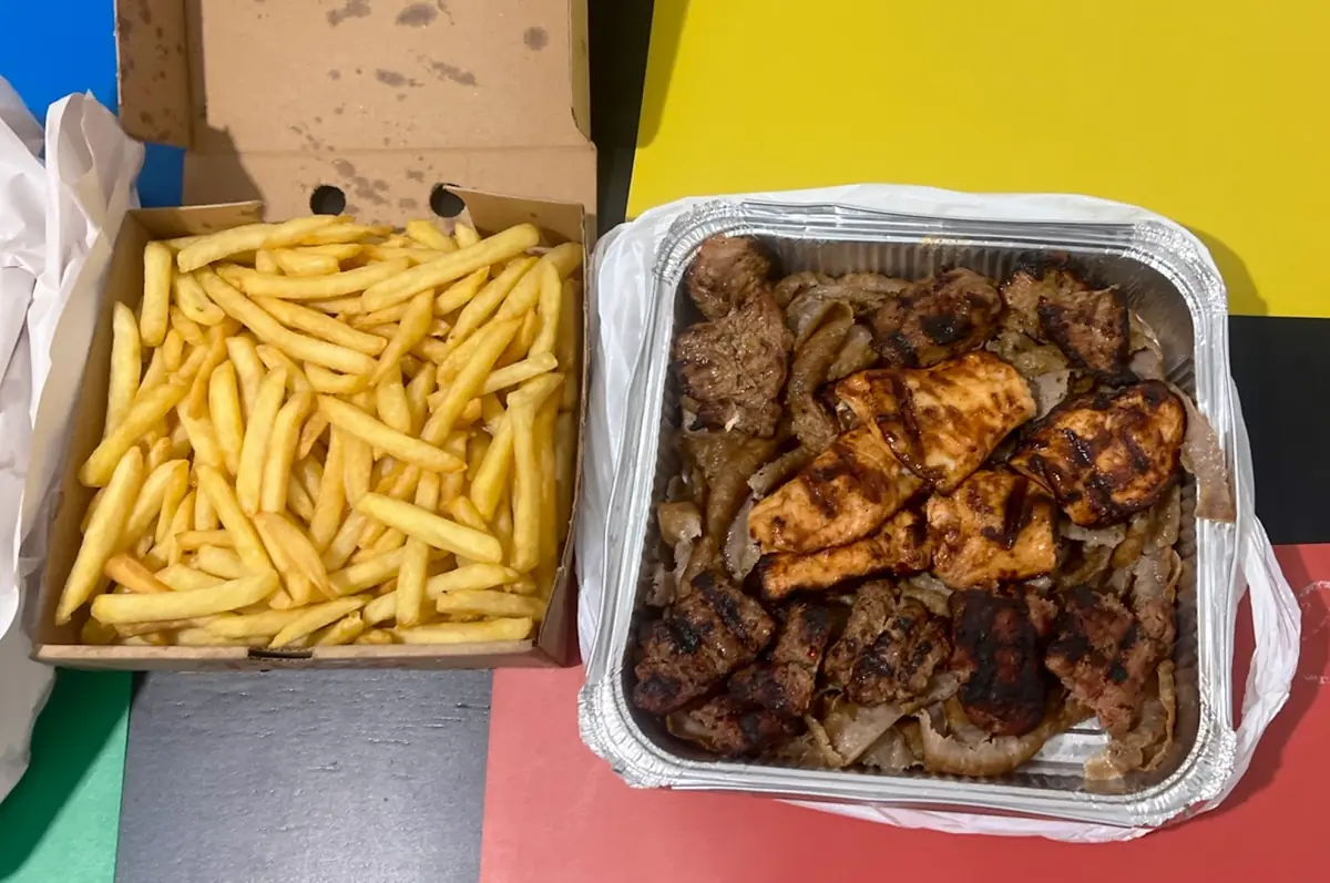 Frimley Kebab Centre photo (photo 1 of 3)