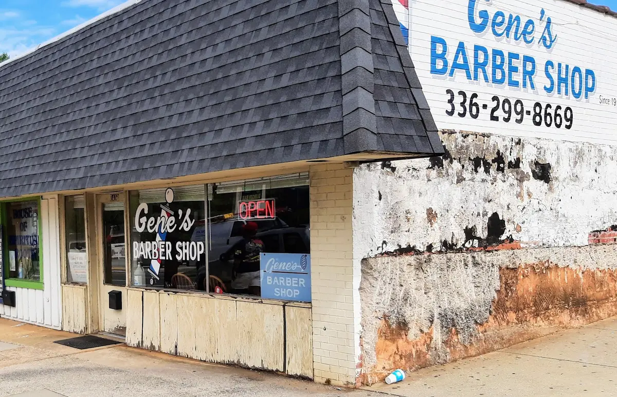 Gene's Barber Shop photo (photo 1 of 3)
