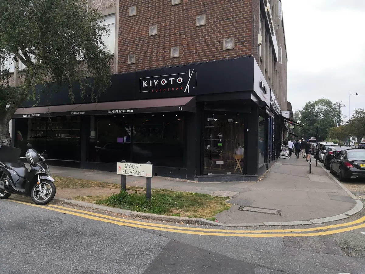 Kiyoto Sushi Cockfosters — Japanese restaurants in Barnet