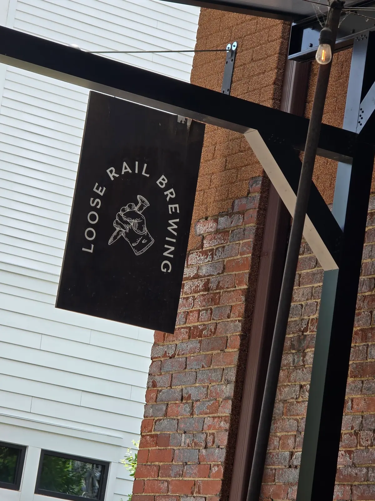 Loose Rail Brewing photo (photo 1 of 3)