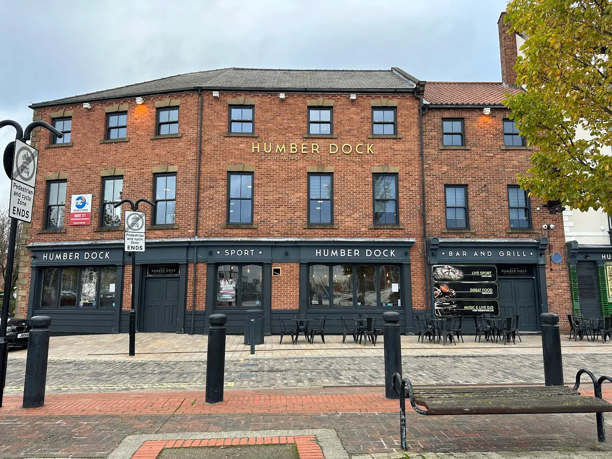 Humber Dock Bar & Grill photo (photo 2 of 3)