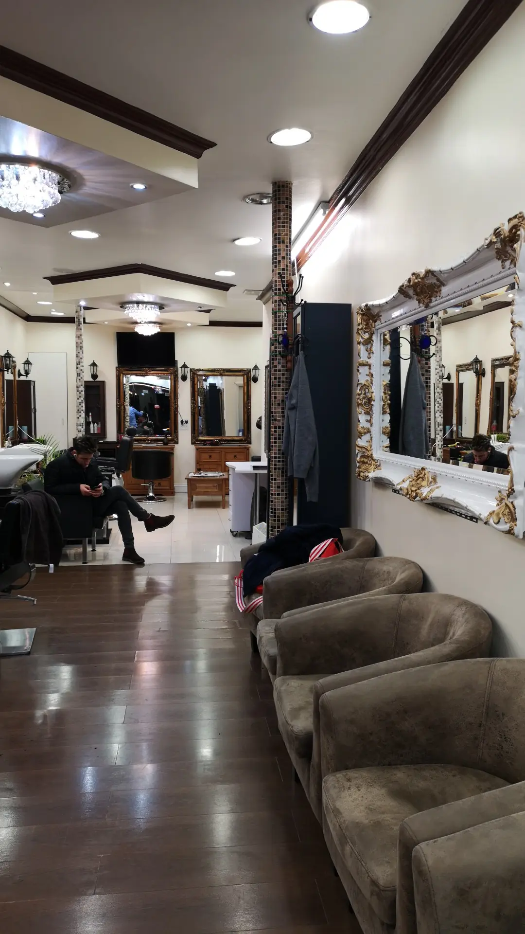 Vintage Hair & Beauty Salon photo (photo 3 of 3)