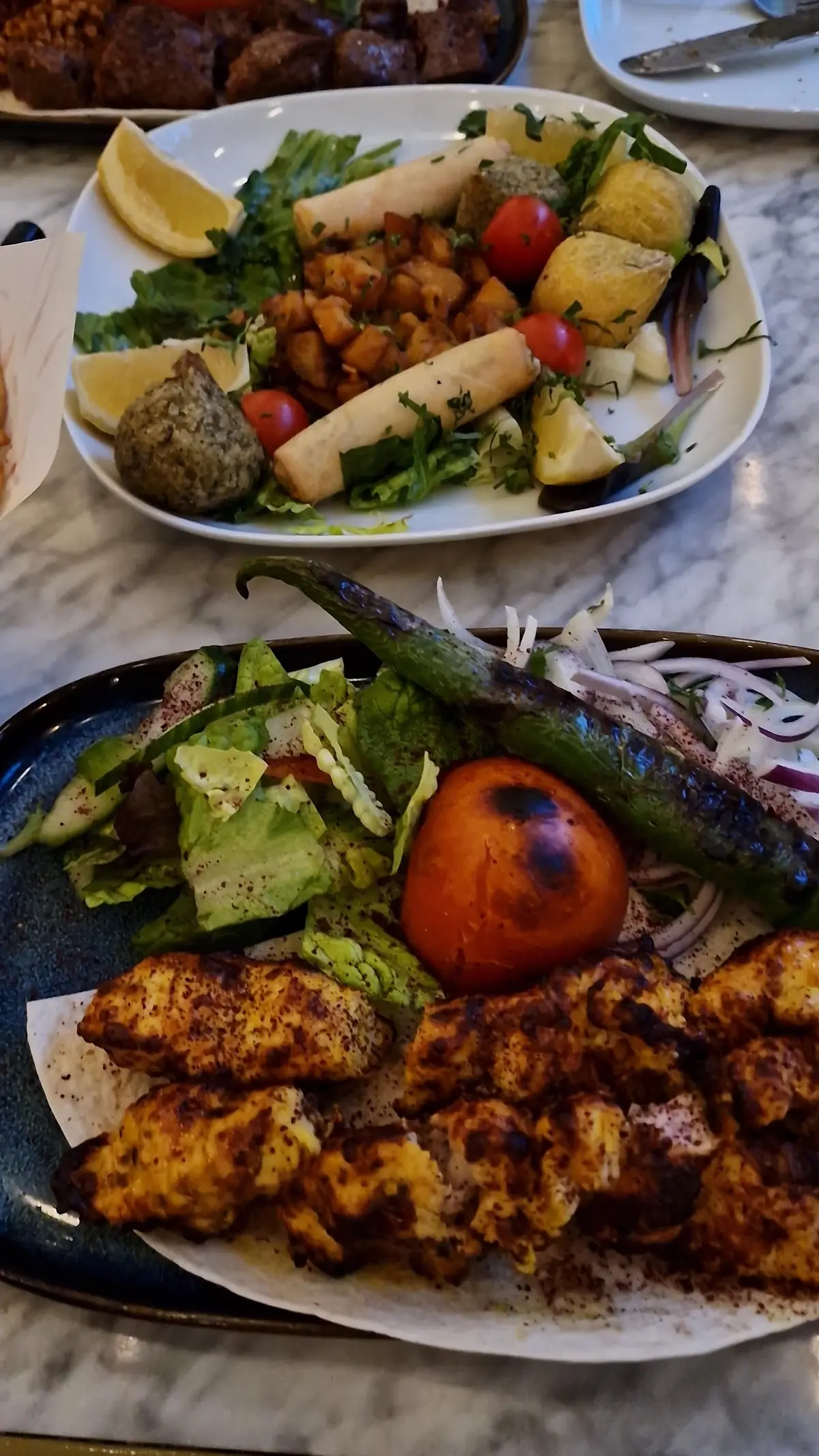 La Moda Restaurant photo (photo 1 of 3)