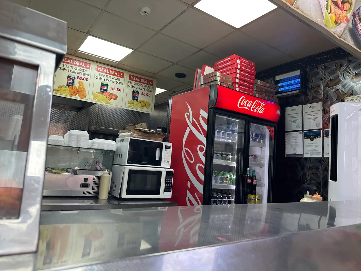 City kebab and pizza house photo (photo 3 of 3)