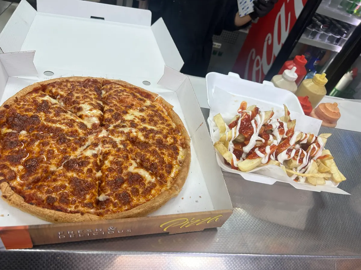 City kebab and pizza house photo (photo 1 of 3)
