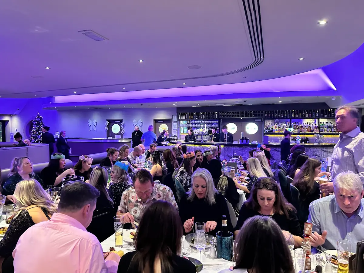 The Lounge, Crow Wood — Restaurants in Burnley