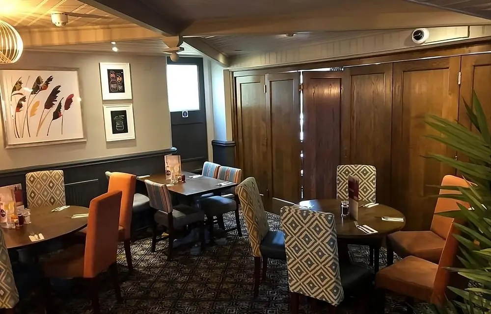 Gordon Arms — Bars in Peterborough