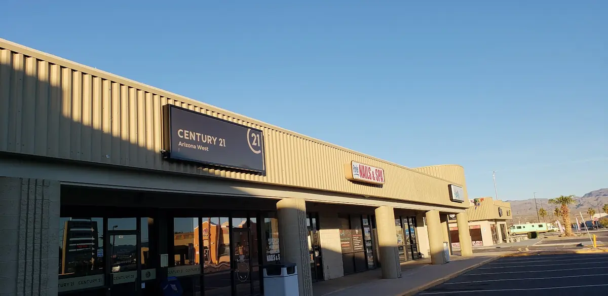 Moovalya Plaza — Shopping Malls in Parker