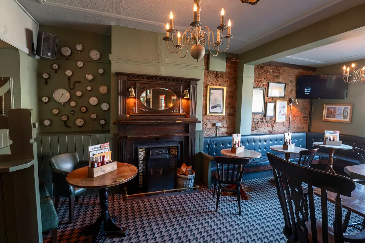 The Gardener's Arms — Bars in Hull