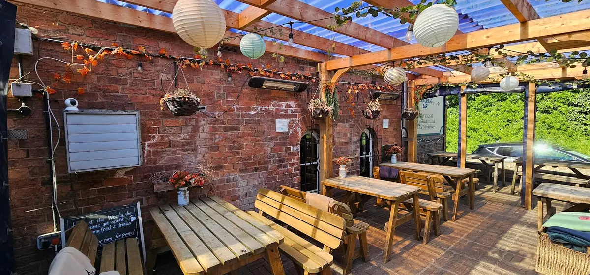 The Woodlark Inn