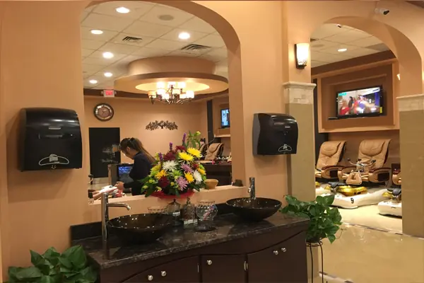 Mi Nail Salon photo (photo 3 of 3)