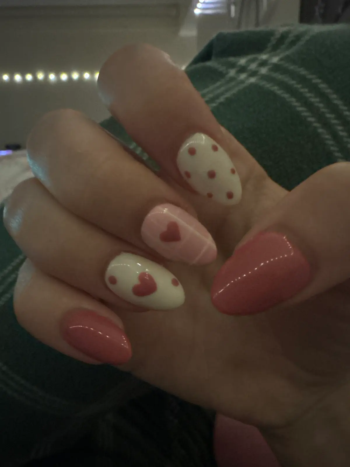 Mi Nail Salon photo (photo 1 of 3)
