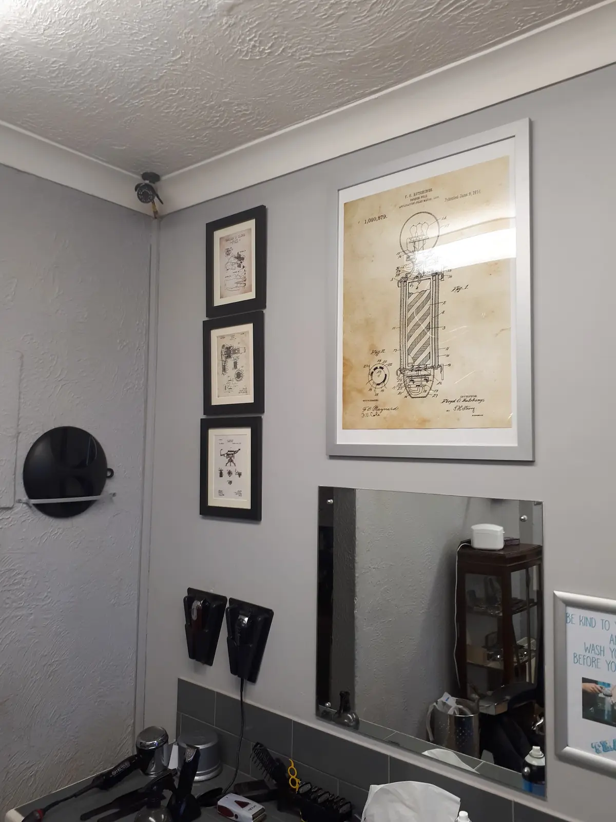 Lance's Barbers photo (photo 2 of 3)