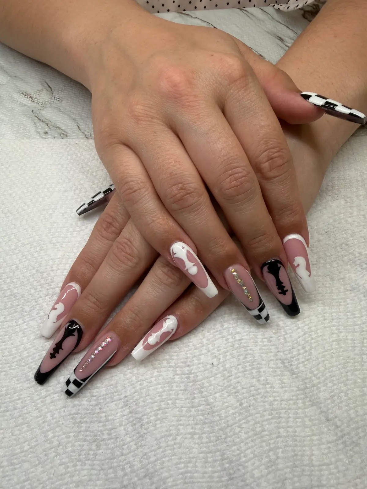 VANITY salon & spa — Nail Salons in High Point