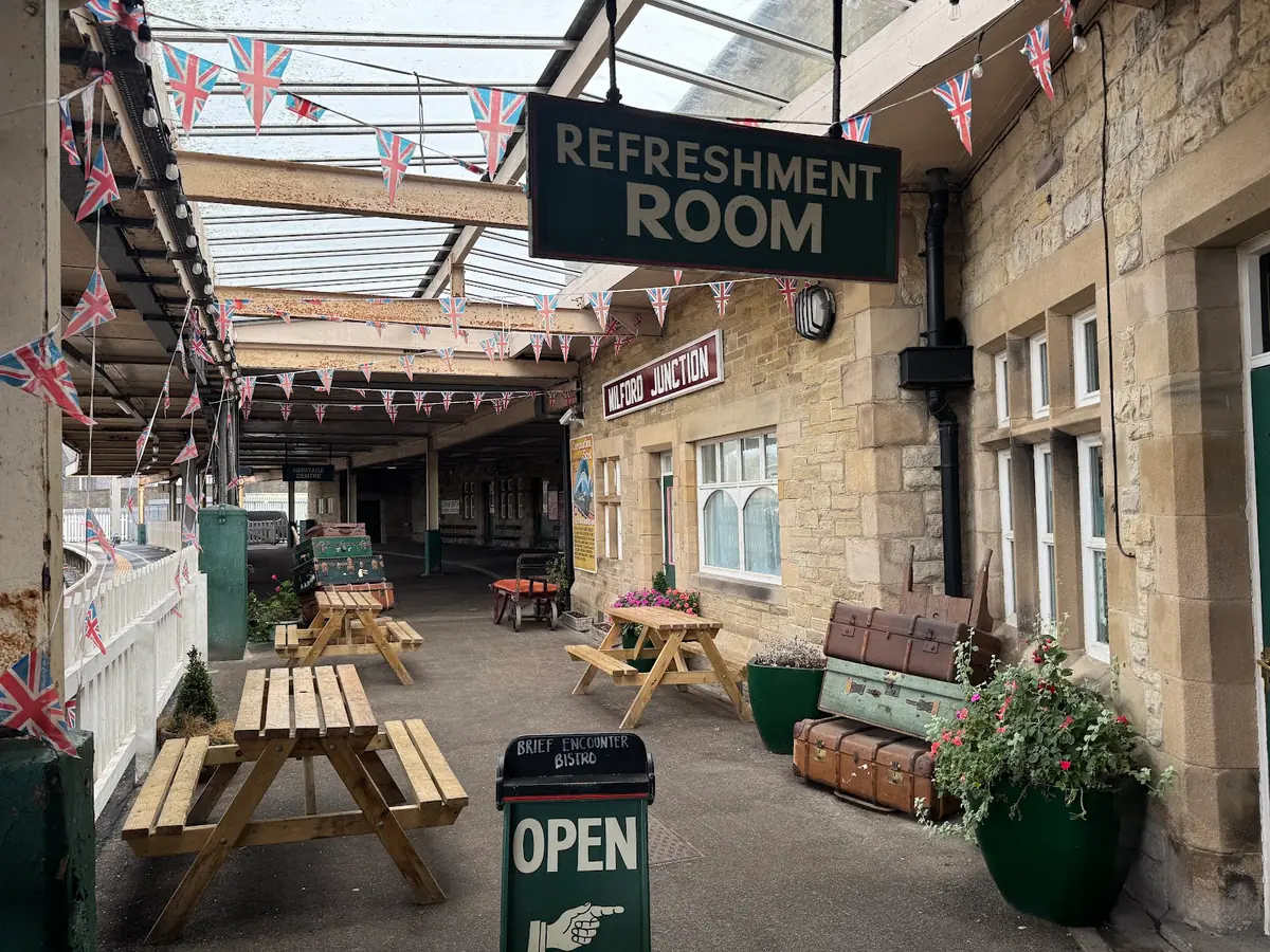 Brief Encounter Bistro & Bar Refreshments Rooms — Restaurants in Carnforth