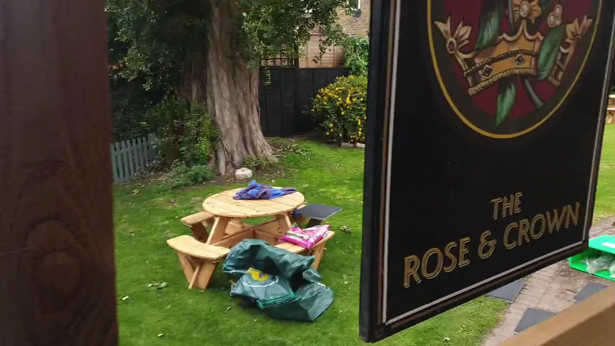 Rose & Crown photo (photo 1 of 3)