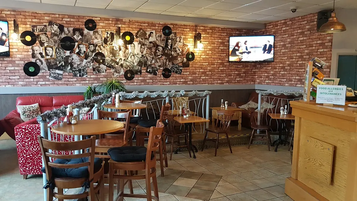 T8s Wine Bar&cafe photo (photo 2 of 3)