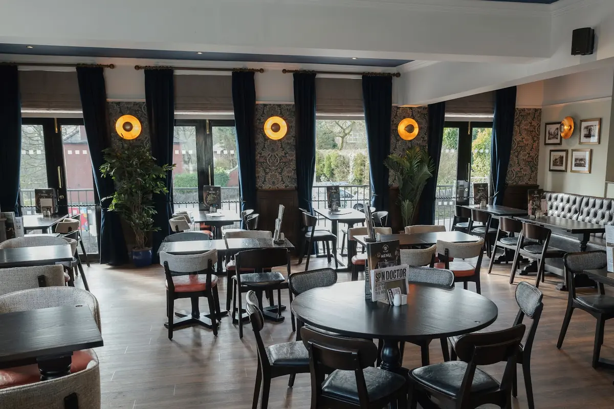 Black Dog — Bars in Bolton