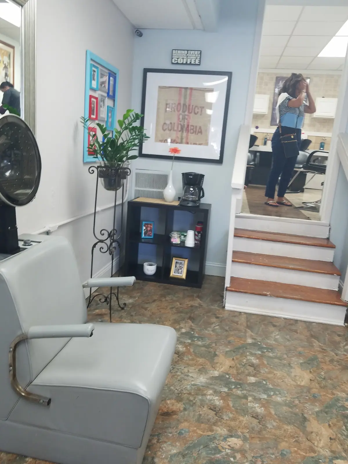 Ada Dominican Hair Salon photo (photo 1 of 3)