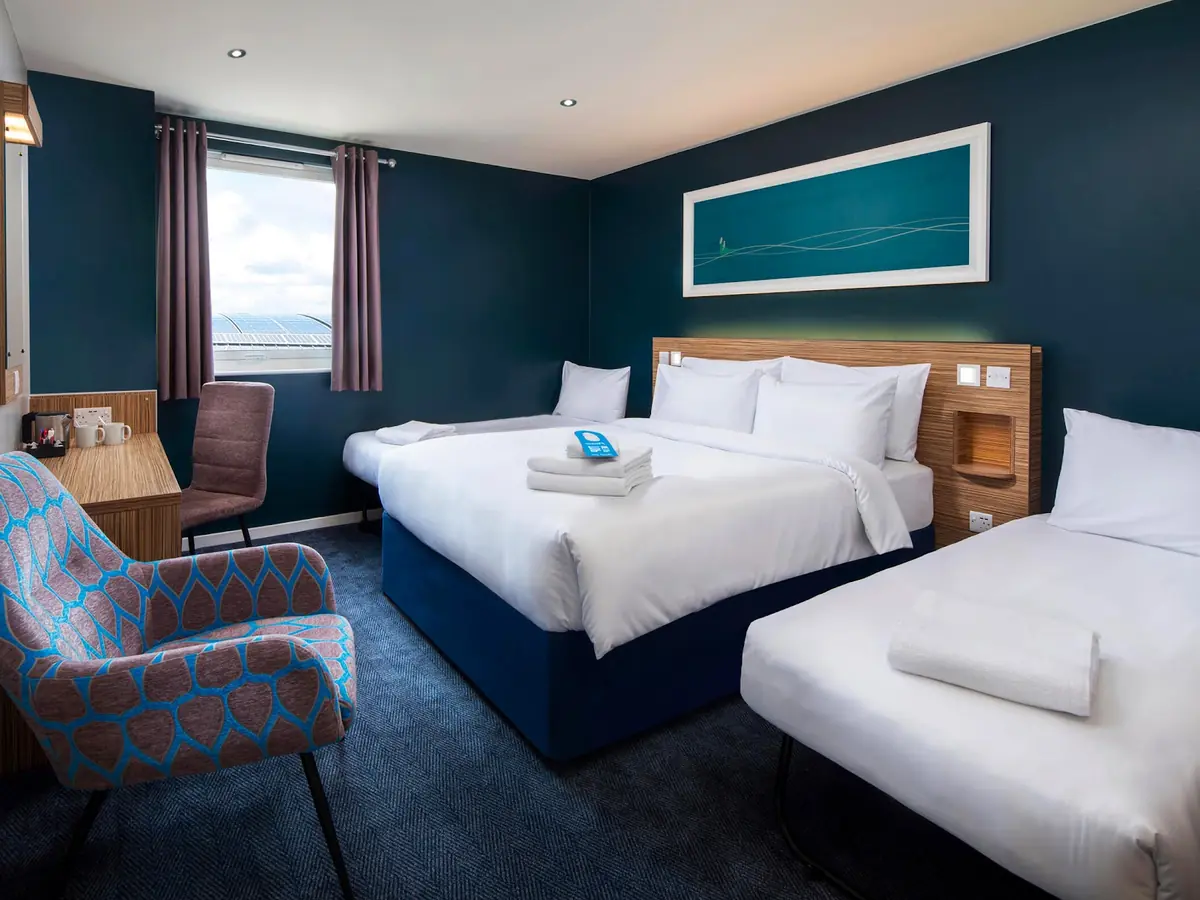 The Bull & Willow Room