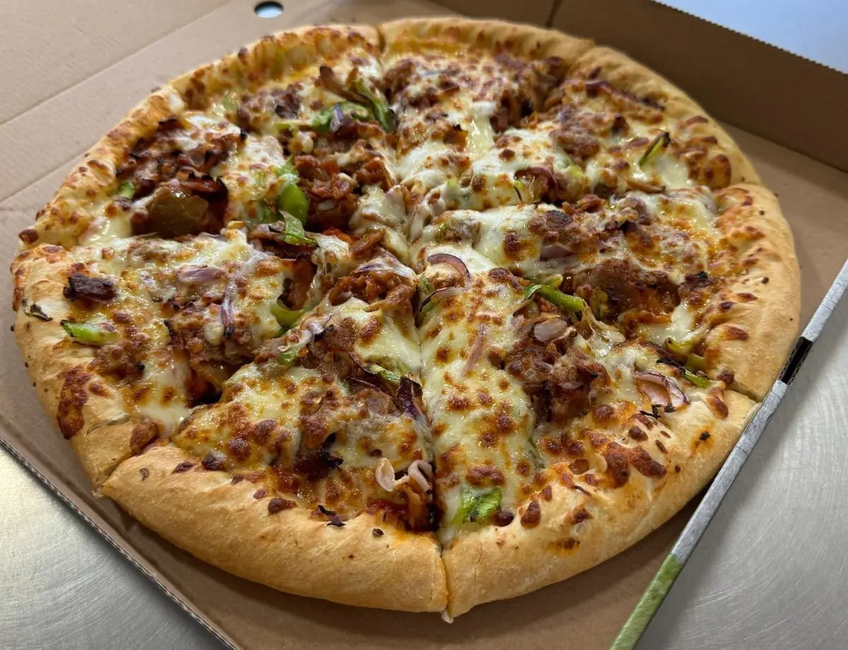 Mamas Pizza photo (photo 3 of 3)