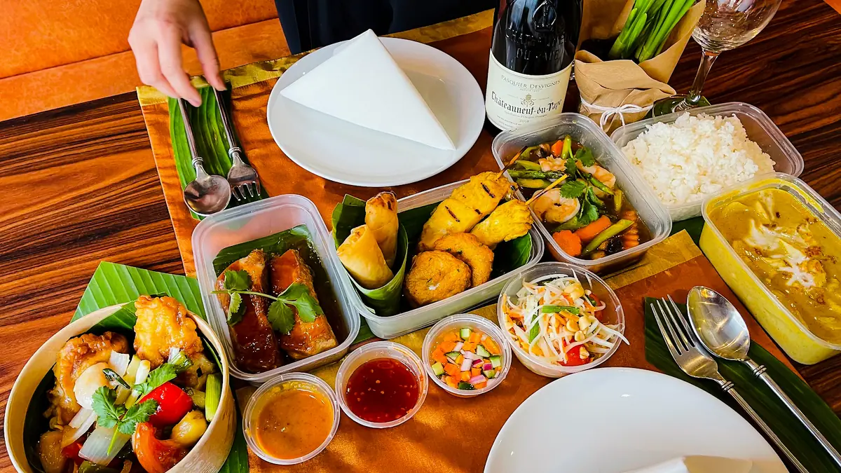 Simply Thai Restaurant photo (photo 2 of 3)
