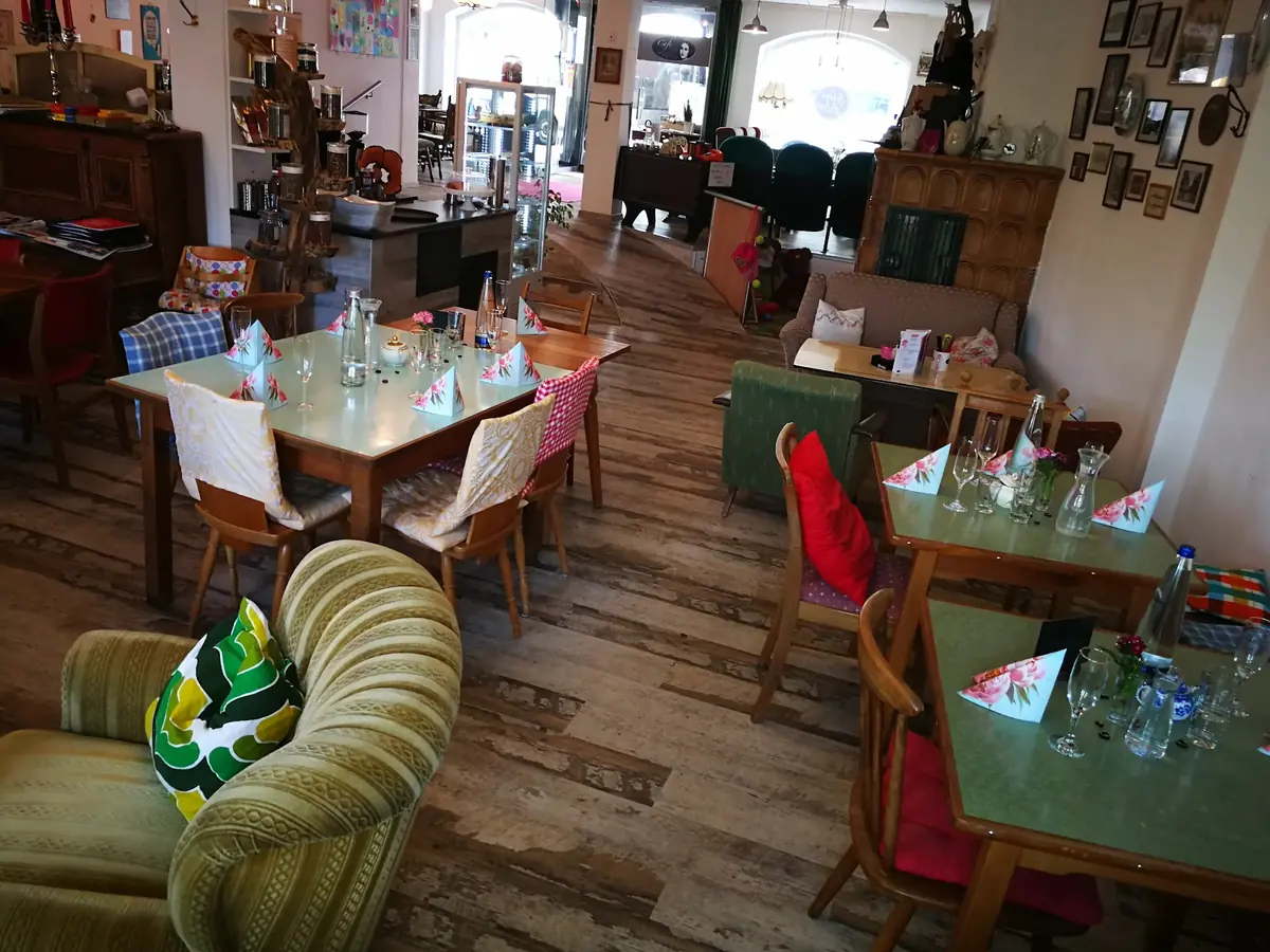 Cafe schöne Helene — Cafes in Trostberg