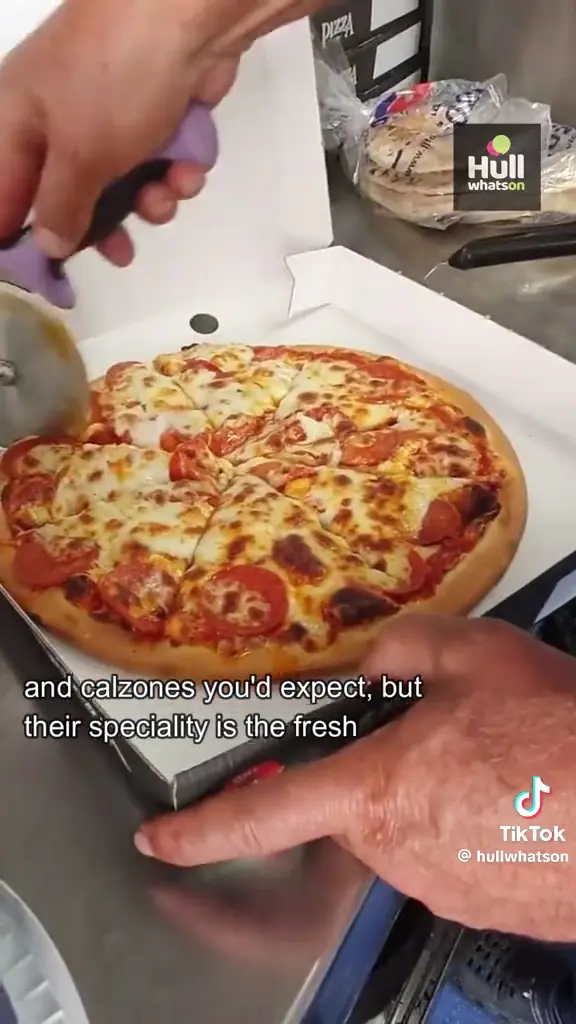 KINGSWOOD PIZZA photo (photo 1 of 3)