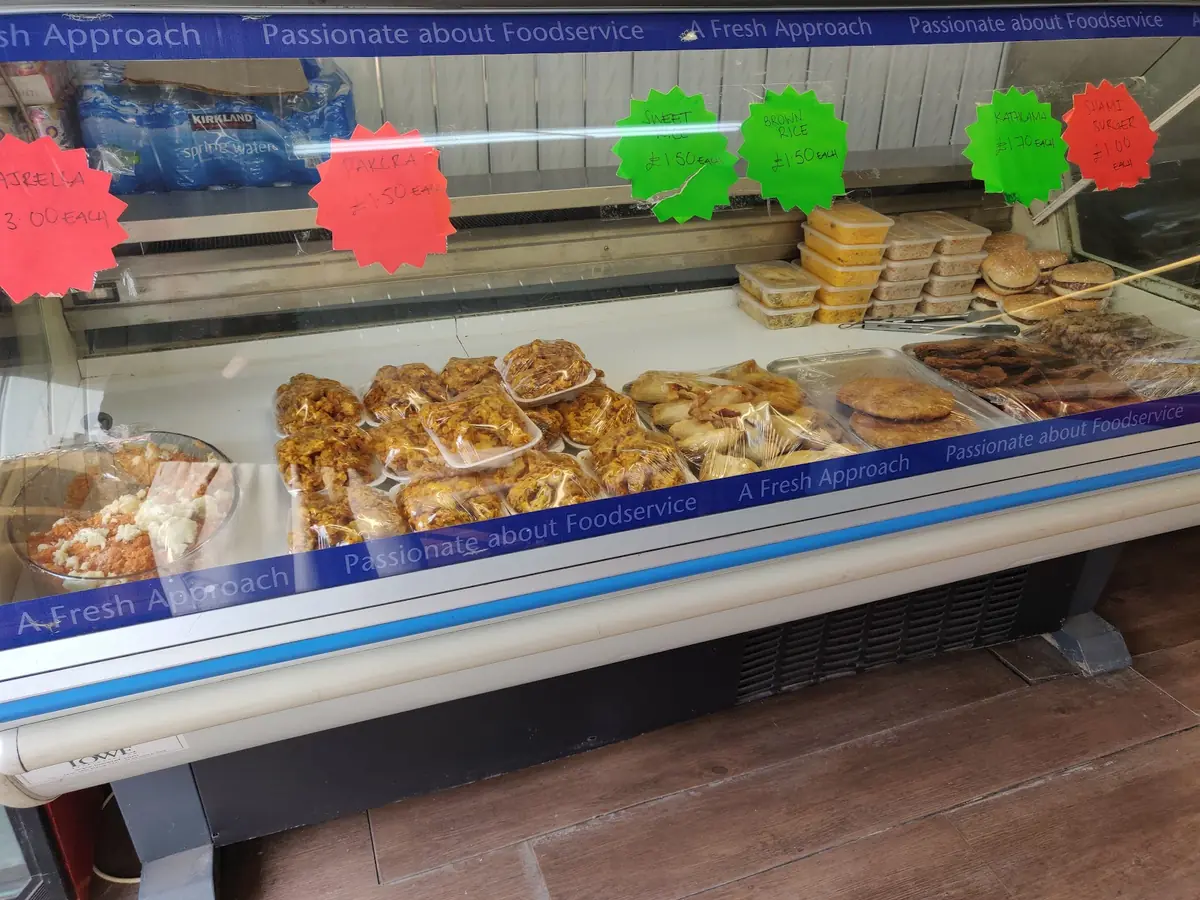 Apna Roti & Curry Junction photo (photo 1 of 3)