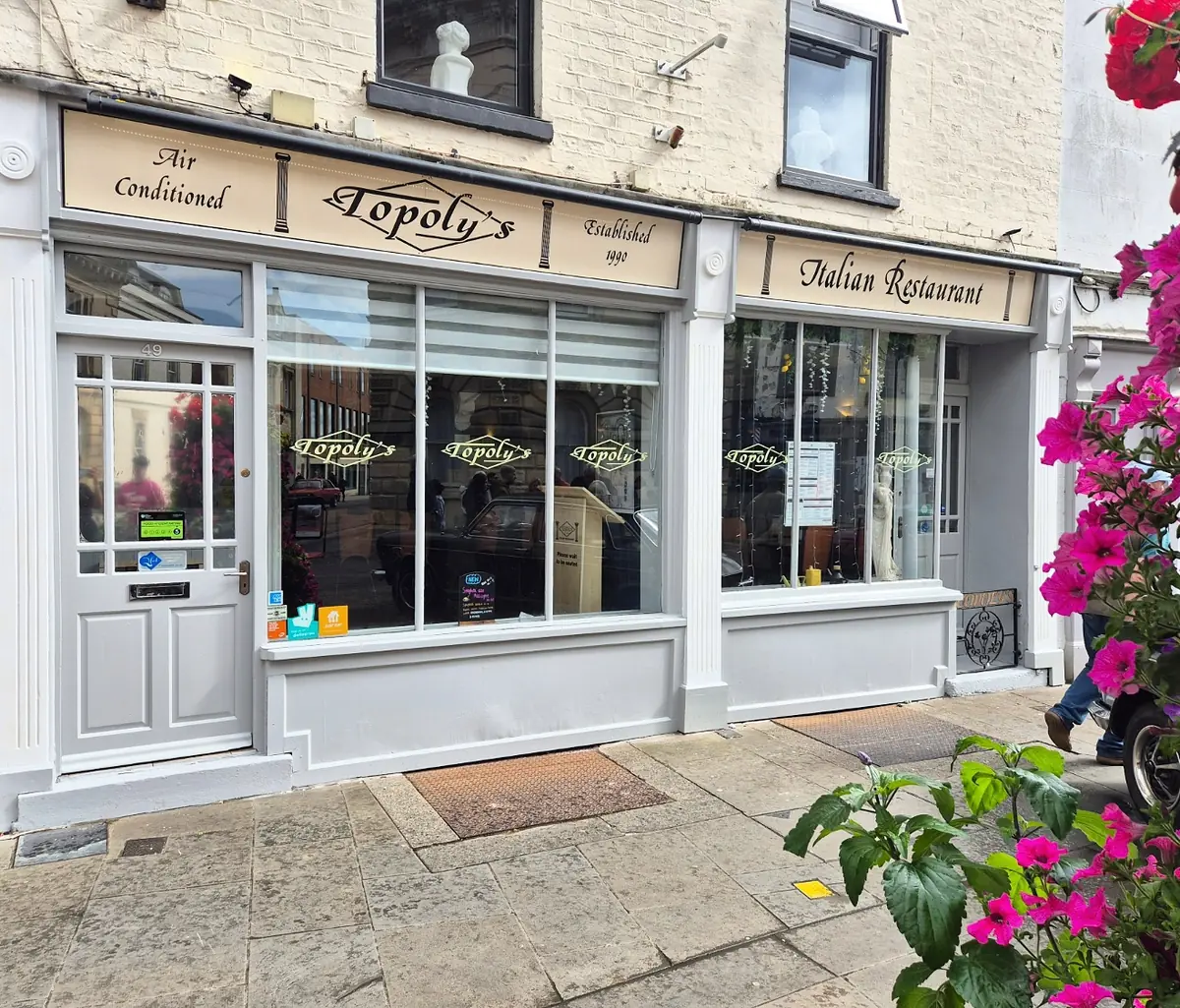 Inside Topoly's Italian, Gloucester