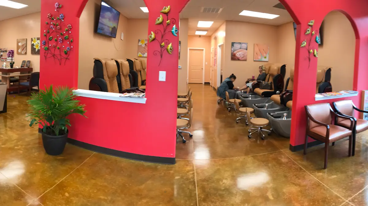 N Spa Nails photo (photo 1 of 3)