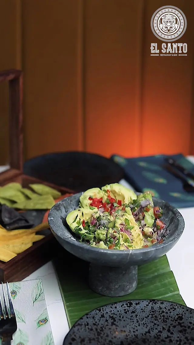 El Santo Bar and Restaurant photo (photo 1 of 3)