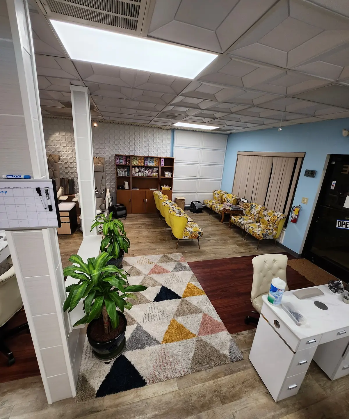 Airport Blvd Nails & Spa LLC photo (photo 3 of 3)