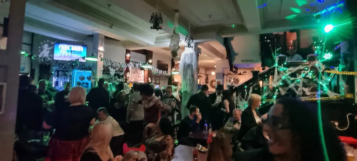 The Town Hall Tavern photo (photo 3 of 3)
